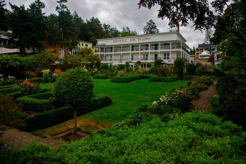 view of the Hotel de Haro and gardens